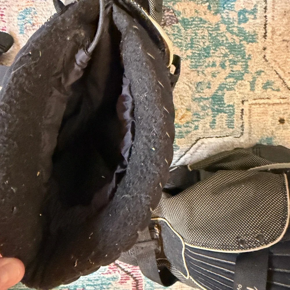 NEOS Navigator 5 Overshoes Unisex Black Good Vibram Ninja Sole Waterproof Gaiter